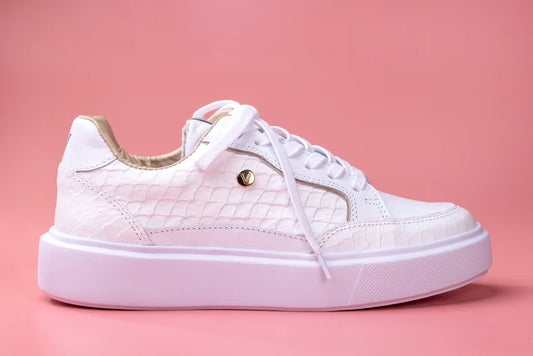 MILA BLANCO - Zapatilla en cuero para mujer.