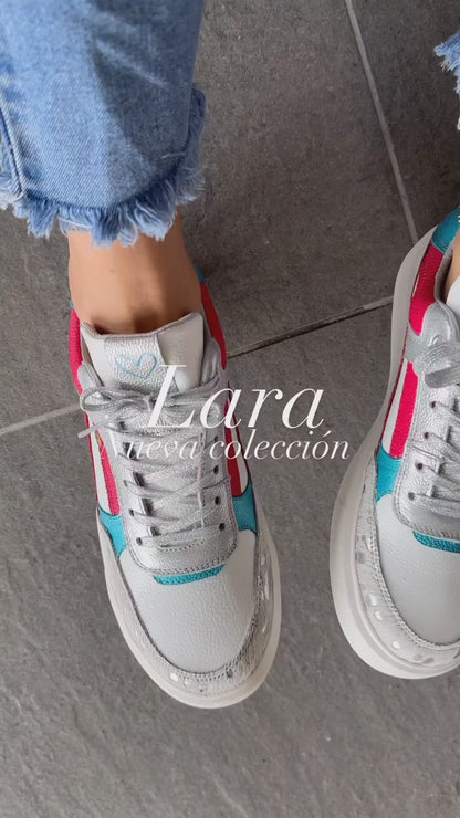 LARA PLATA - Zapatilla en cuero para mujer.